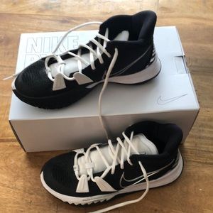 Customized Nike Kyrie 4 lows basketball shoes. Size 9